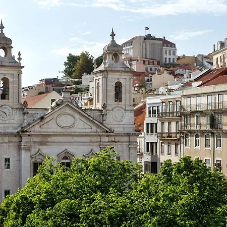 Apartman Guestready - Vibrant 3-bed W/ Balcony Lisboa