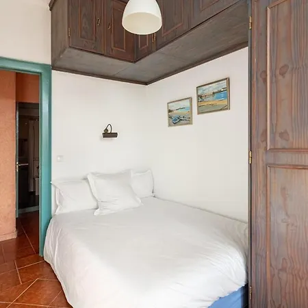 Apartment Guestready - Vibrant 3-bed W/ Balcony Lissabon