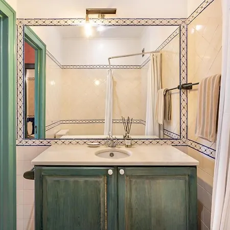 Guestready - Vibrant 3-bed W/ Balcony Lisboa